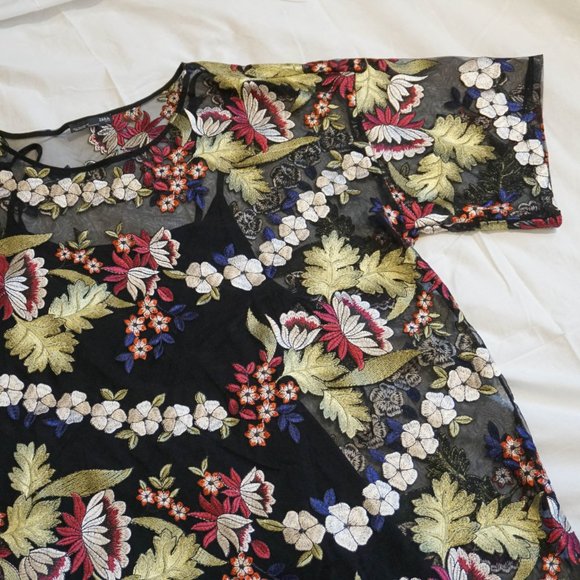 Zara Embroidered Dress - Picture 4 of 7
